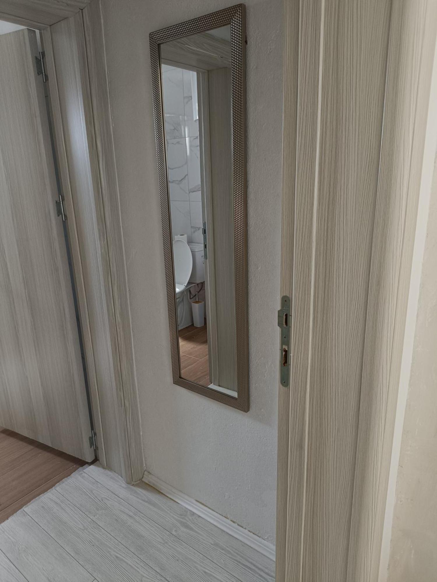 Matija Airport Apartment Mitrovici  外观 照片