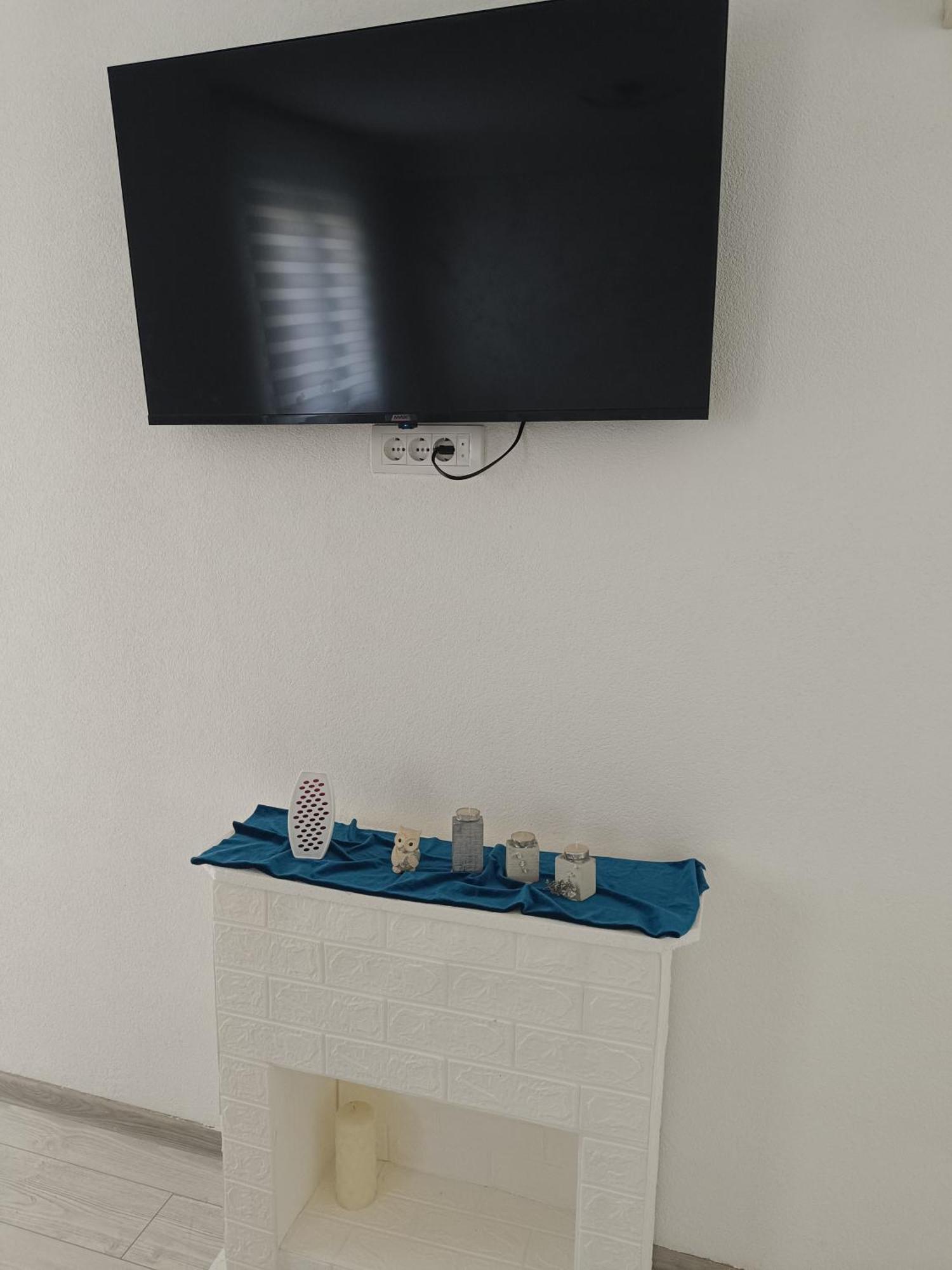 Matija Airport Apartment Mitrovici  外观 照片